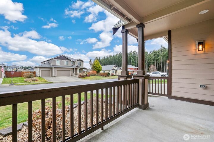 Property Photo:  23711  81st Avenue Ct E  WA 98338 