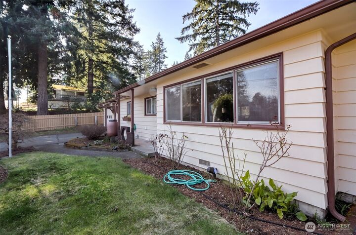 Property Photo:  703 S 15th Street  WA 98584 