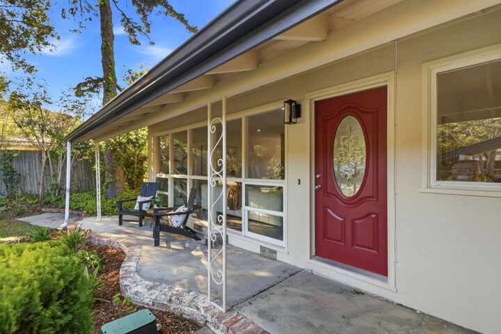 Property Photo:  910 Helen Drive  CA 94030 