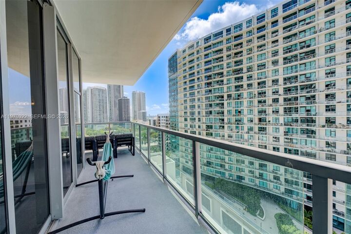 Property Photo:  3301 NE 1st Ave H1402  FL 33137 