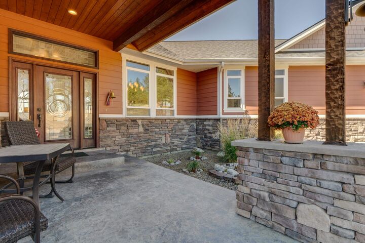 Property Photo:  6708 E Matthew Ln  WA 99003 