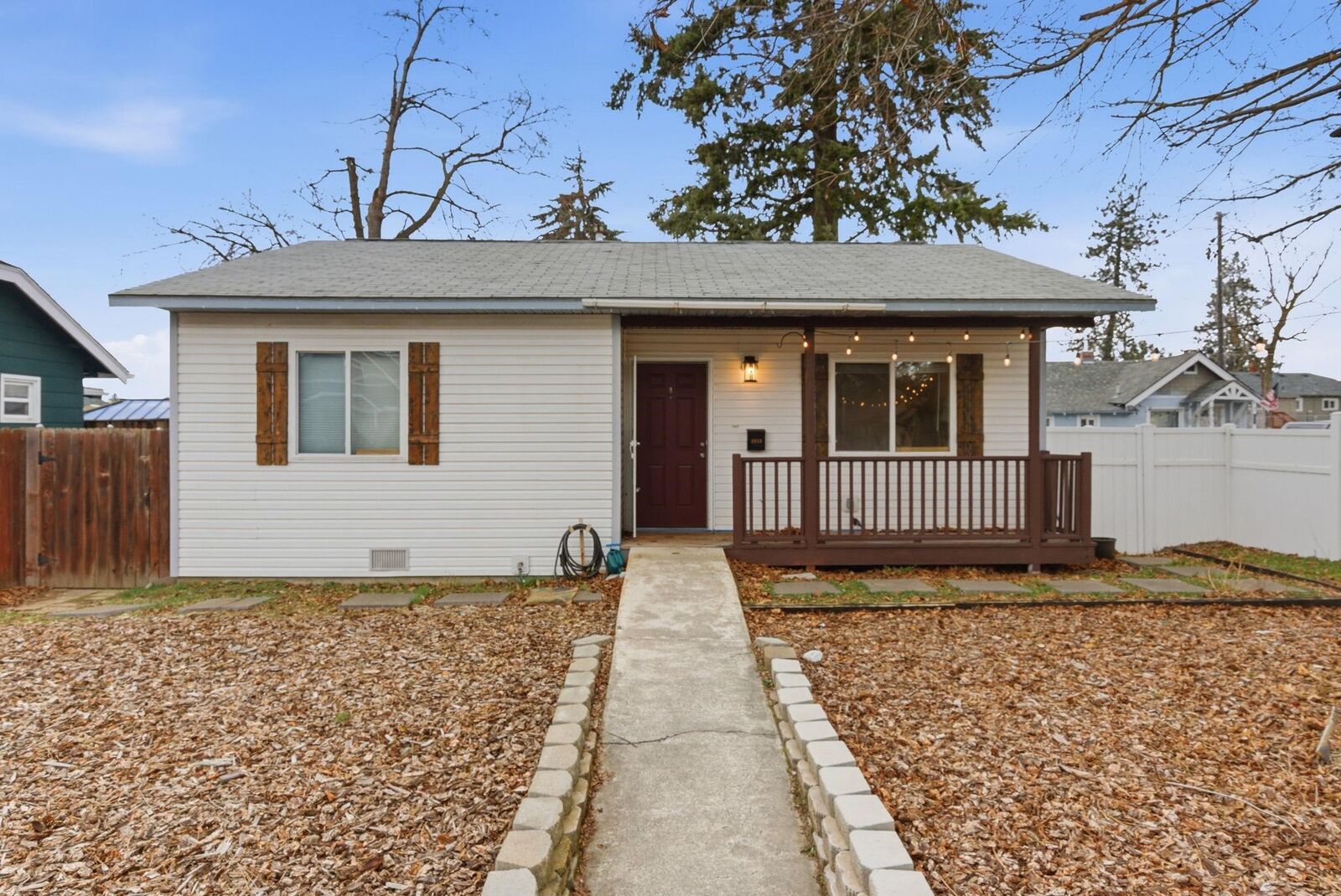 Property Photo:  3919 N Washington St  WA 99205 