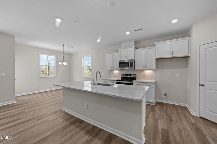 Property Photo:  27 Baird Cove Lane  NC 27501 