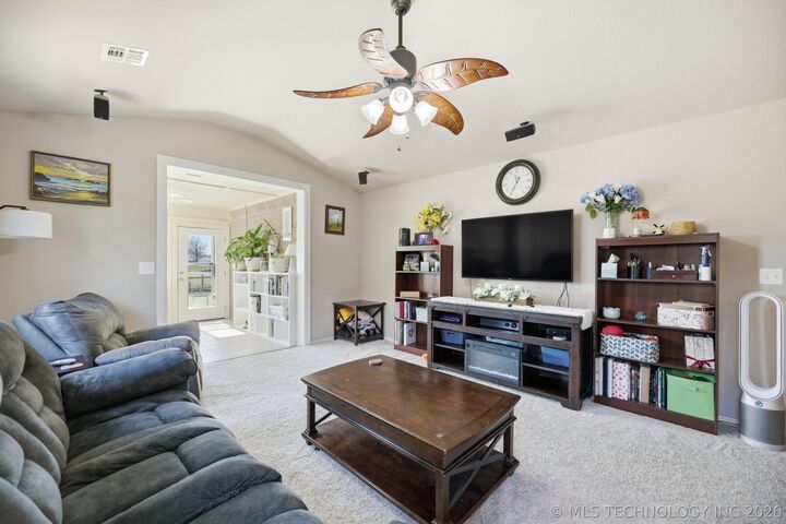 Property Photo:  10705 N 154th  OK 74055 