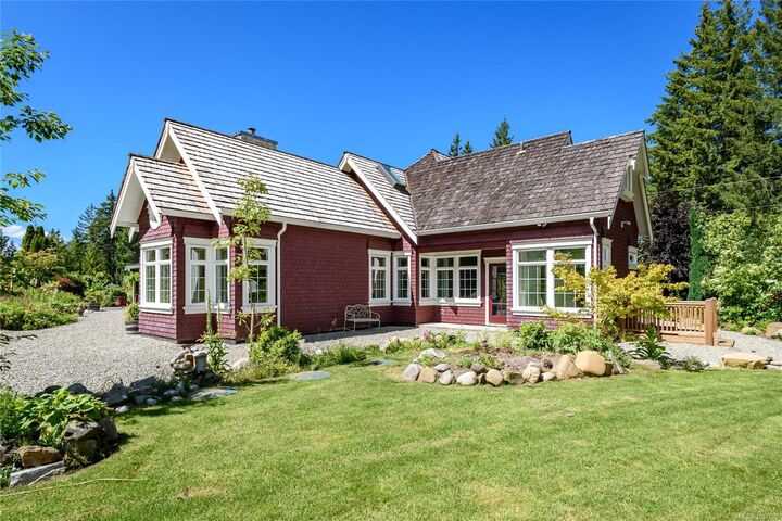 Property Photo: 7679 Victor Lane BC V0R 1W0