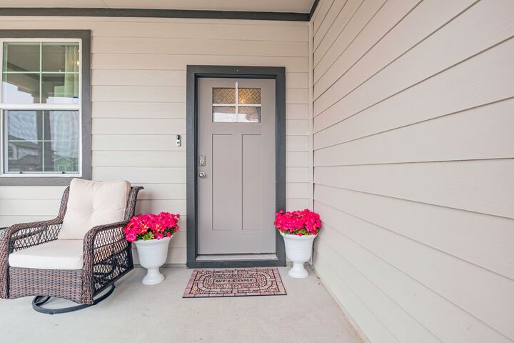 Property Photo:  204 Big Sandy Creek Drive  TX 78634 