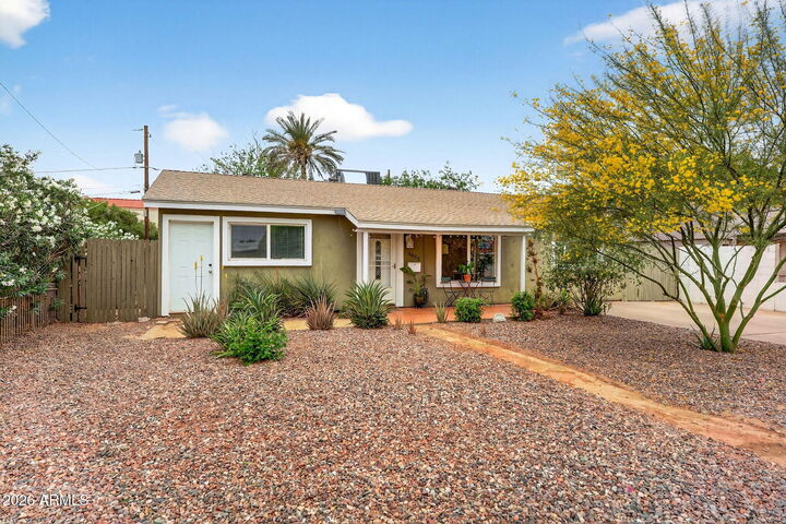 Property Photo: 2856 N 71st Street Street AZ 85257