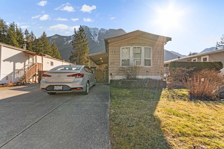 65367 Kawkawa Lake Road 107 — photo 1