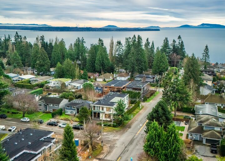 Property Photo: 13600 Blackburn Avenue BC V4B 2Y8