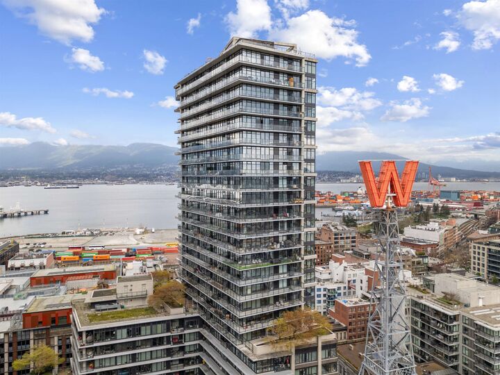 Property Photo: 108 W Cordova Street 1407 BC V6B 0G5