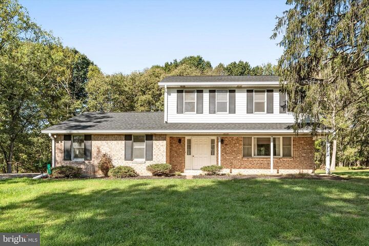 Property Photo: 185 Shepherd Lane WV 25443