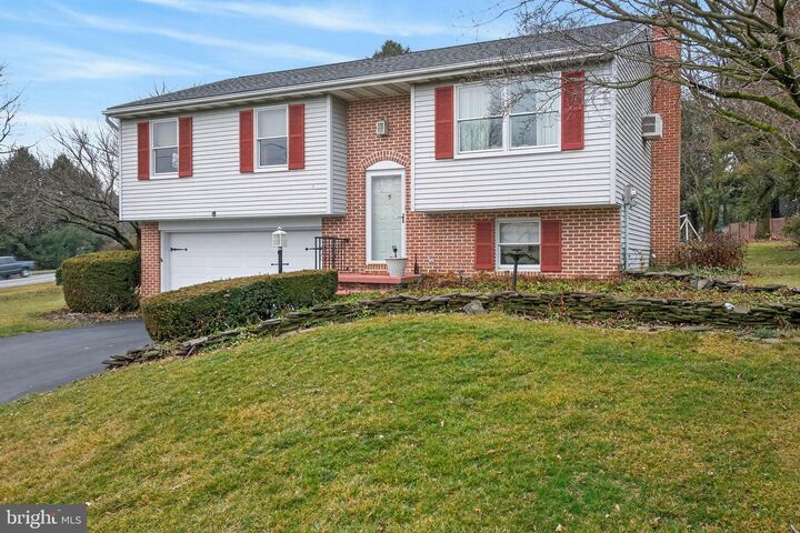 Property Photo:  906 Snapper Dam Road  PA 17538 