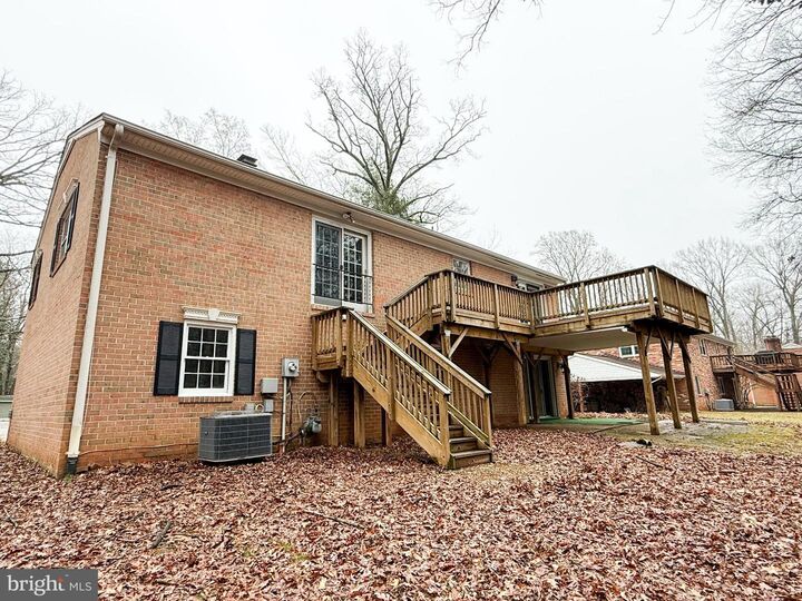Property Photo: 3106 Hunt Road VA 22124