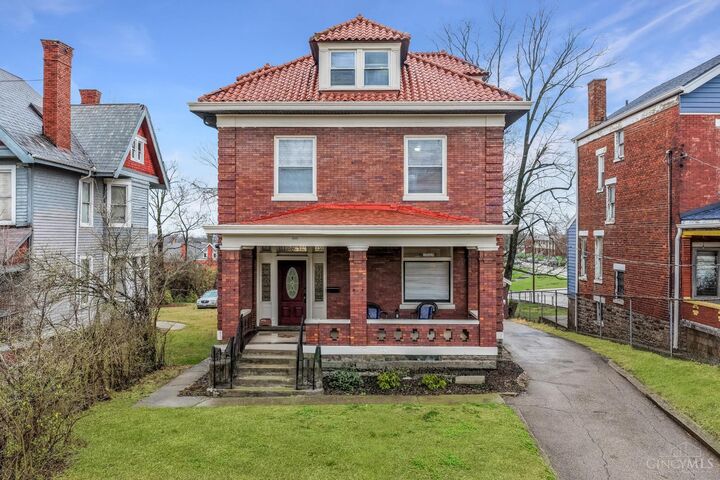 Property Photo:  860 Buena Vista Place  OH 45206 