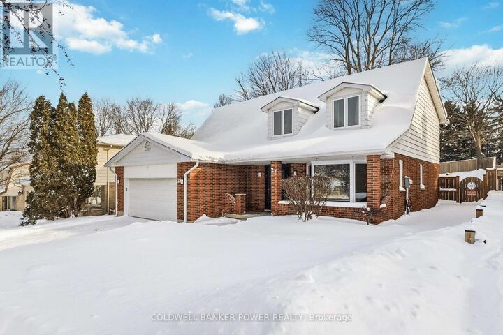 Photo de la propriété:  27 Foxcroft Crescent  ON N6K 3A3 