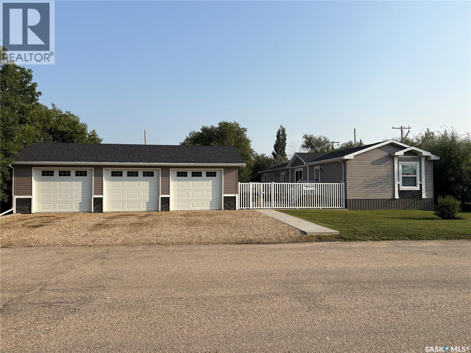 Property Photo: 151 2nd Avenue SK S0C 0K0