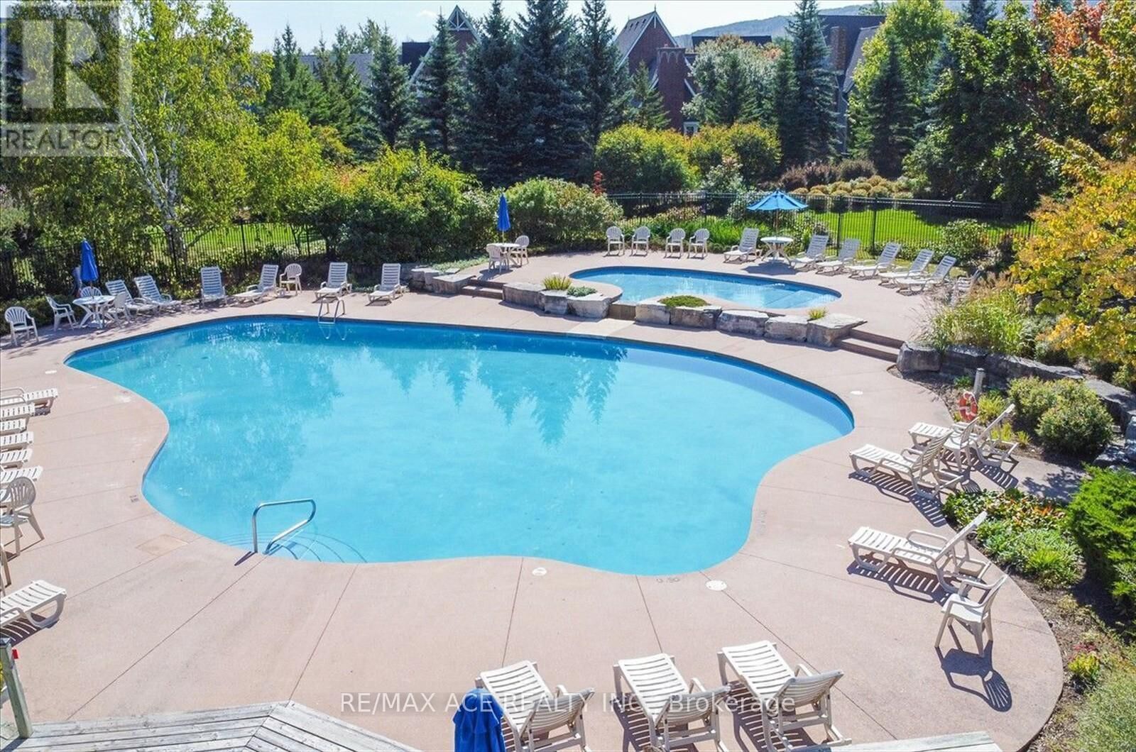 Property Photo:  171 Snowbridge Way 26  ON L9Y 0V1 