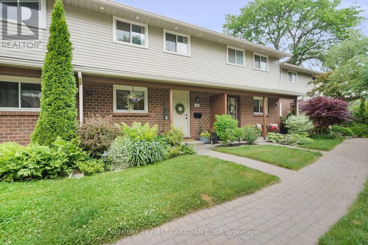 Property Photo:  589 Griffith Street  ON N6K 2S5 