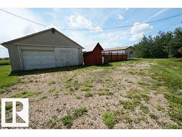 Property Photo:  24750 18 Street NW  AB T5B 2K3 