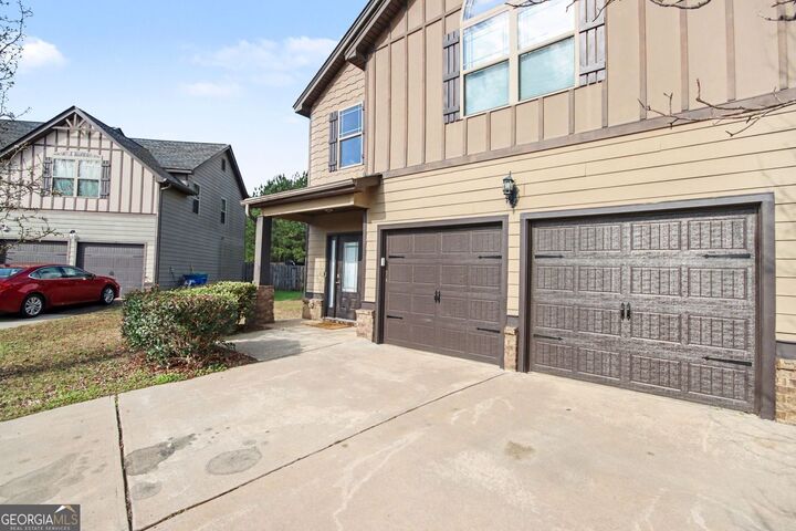 Property Photo:  767 Effendi Place  GA 30213 