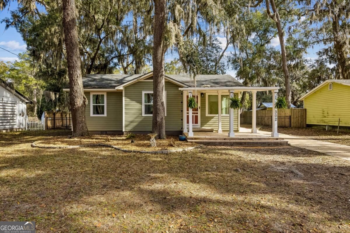 Property Photo:  302 Borrell Boulevard  GA 31558 