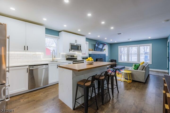 Property Photo: 18 Lake St NJ 07422