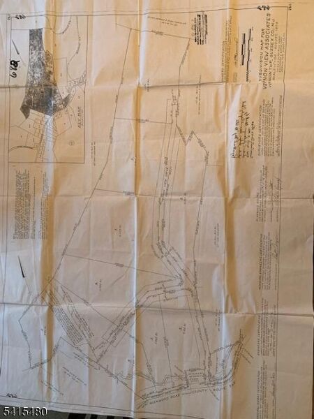 Property Photo:  2 Vernon View Dr West  NJ 07418 