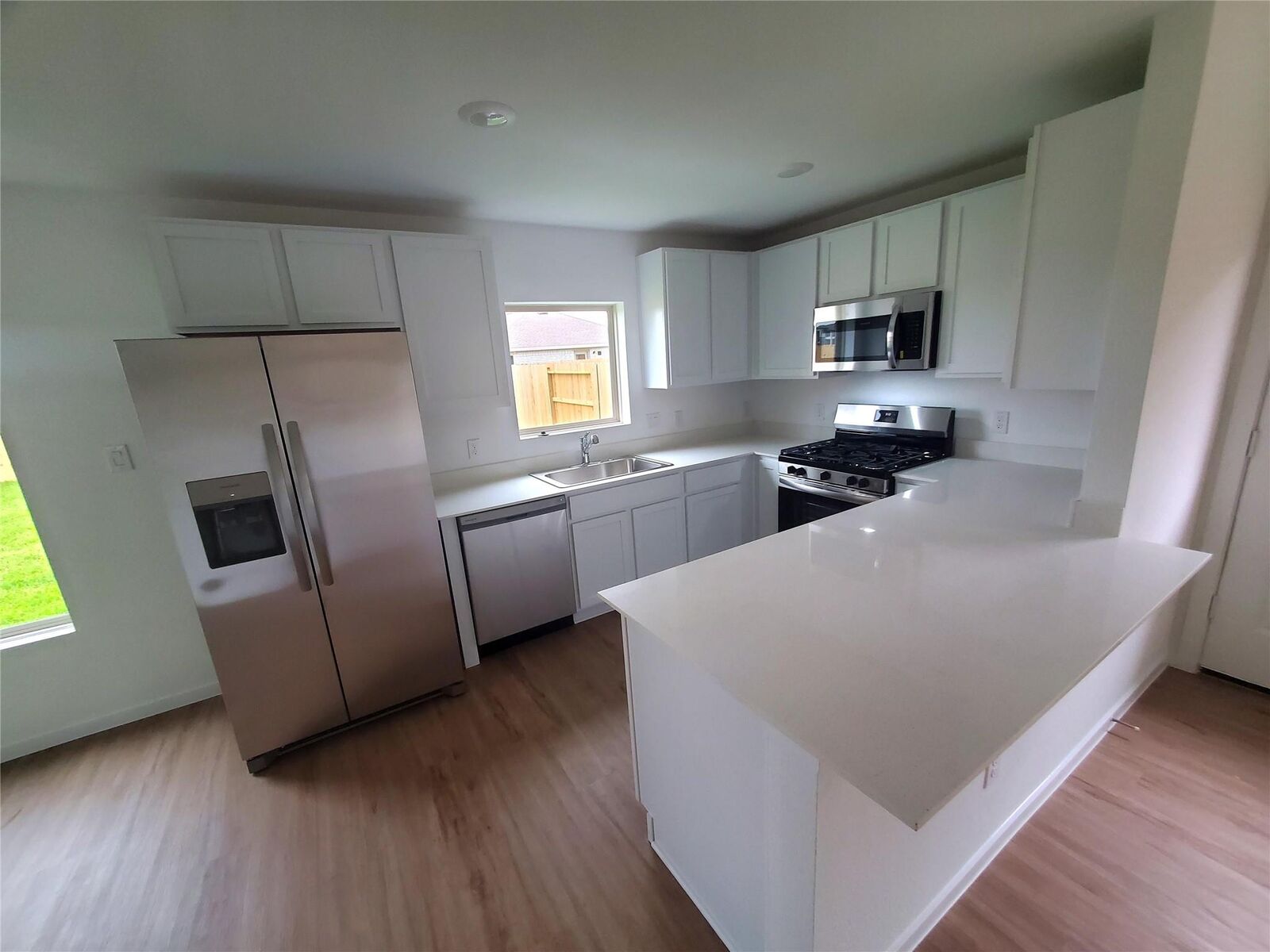 Property Photo:  3115 Savannah Rose Drive  TX 77515 