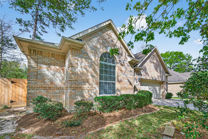 Property Photo:  22 W Windsor Hills Circle  TX 77384 