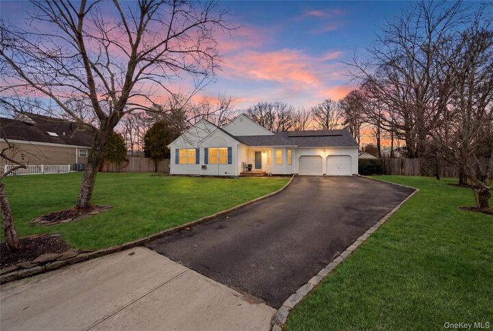 Property Photo: 8 Lucy Court NY 11772