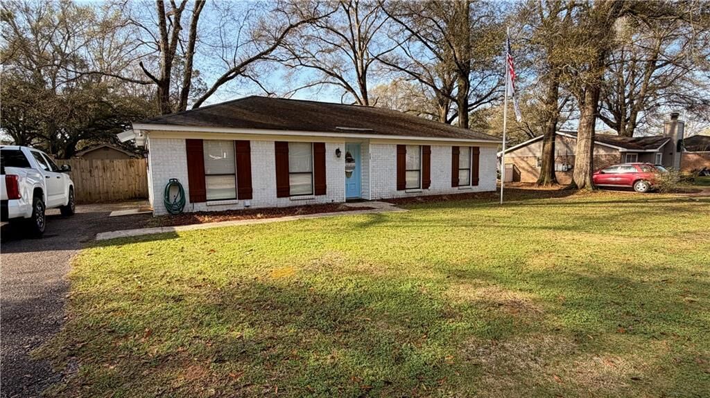 Property Photo: 7321 Murray Heights Drive S AL 36544