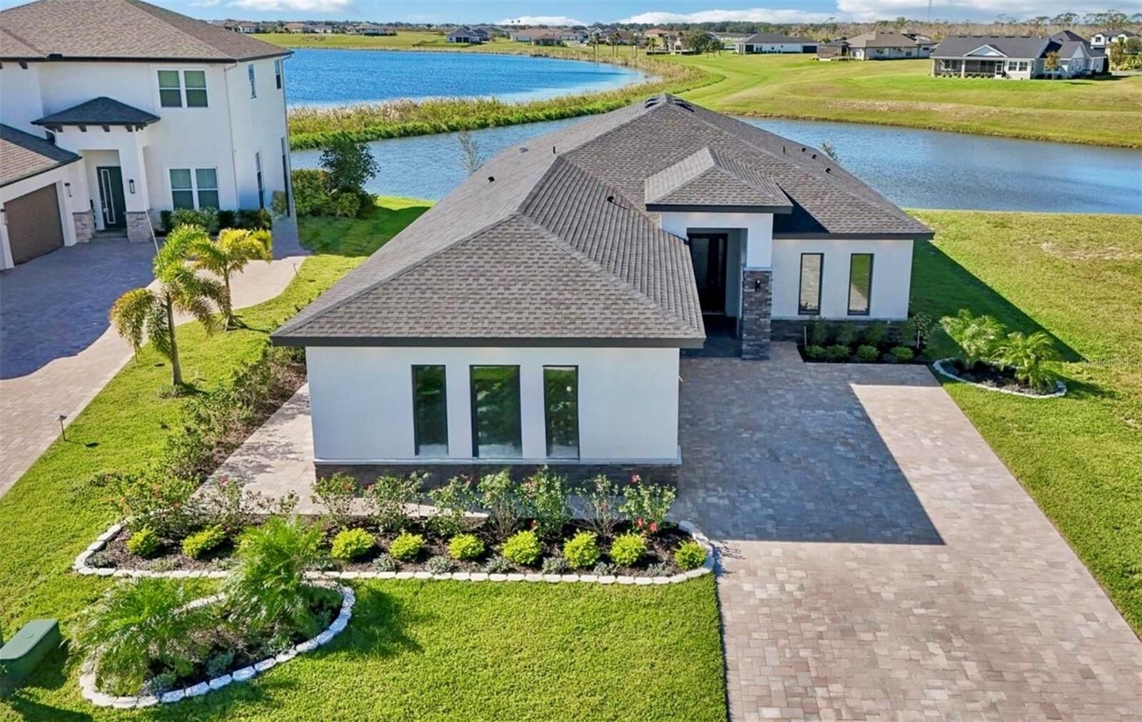 Property Photo:  224 Valencia Ridge Drive  FL 33823 