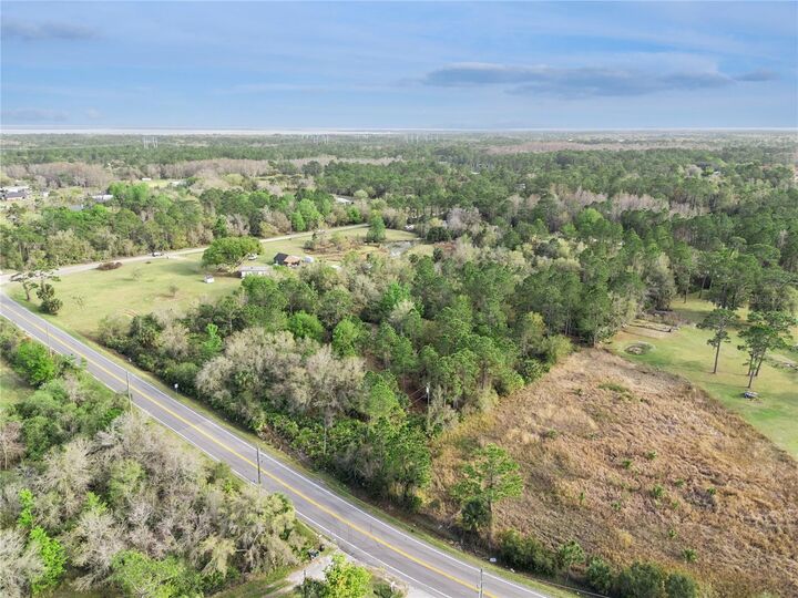 Property Photo: 541 E Osceola Road FL 32732