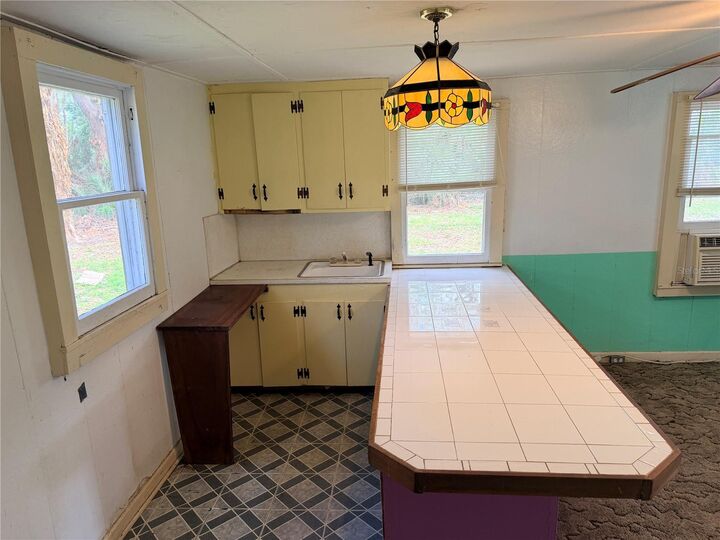 Property Photo: 1710 Northwest 29th Road FL 33538