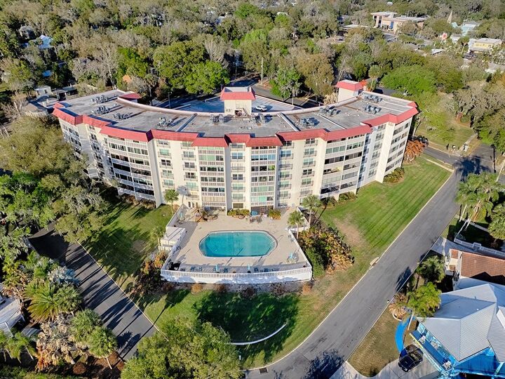 Property Photo:  601 N McDonald Street 109  FL 32757 