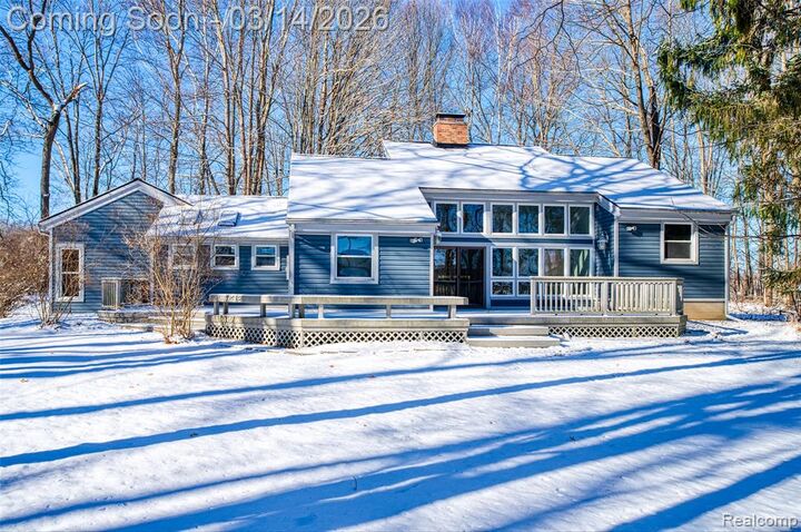 Property Photo:  9800 Roberts Road  MI 48137 9535 