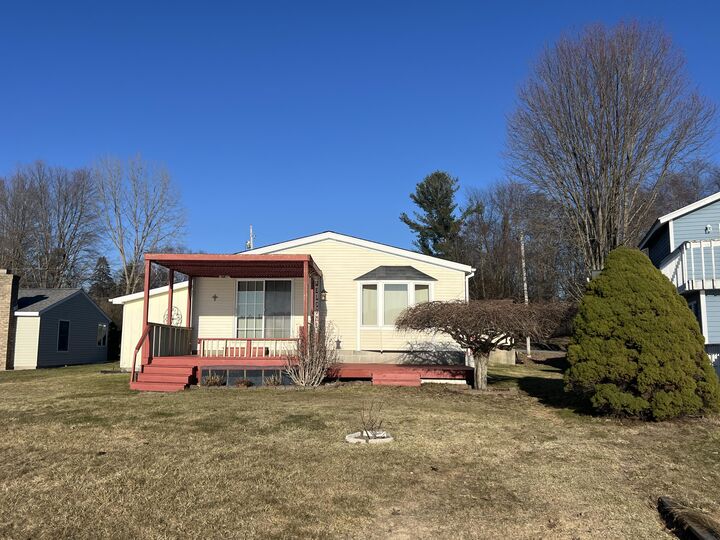 Property Photo:  12515 S Rosemary Avenue  MI 49327 