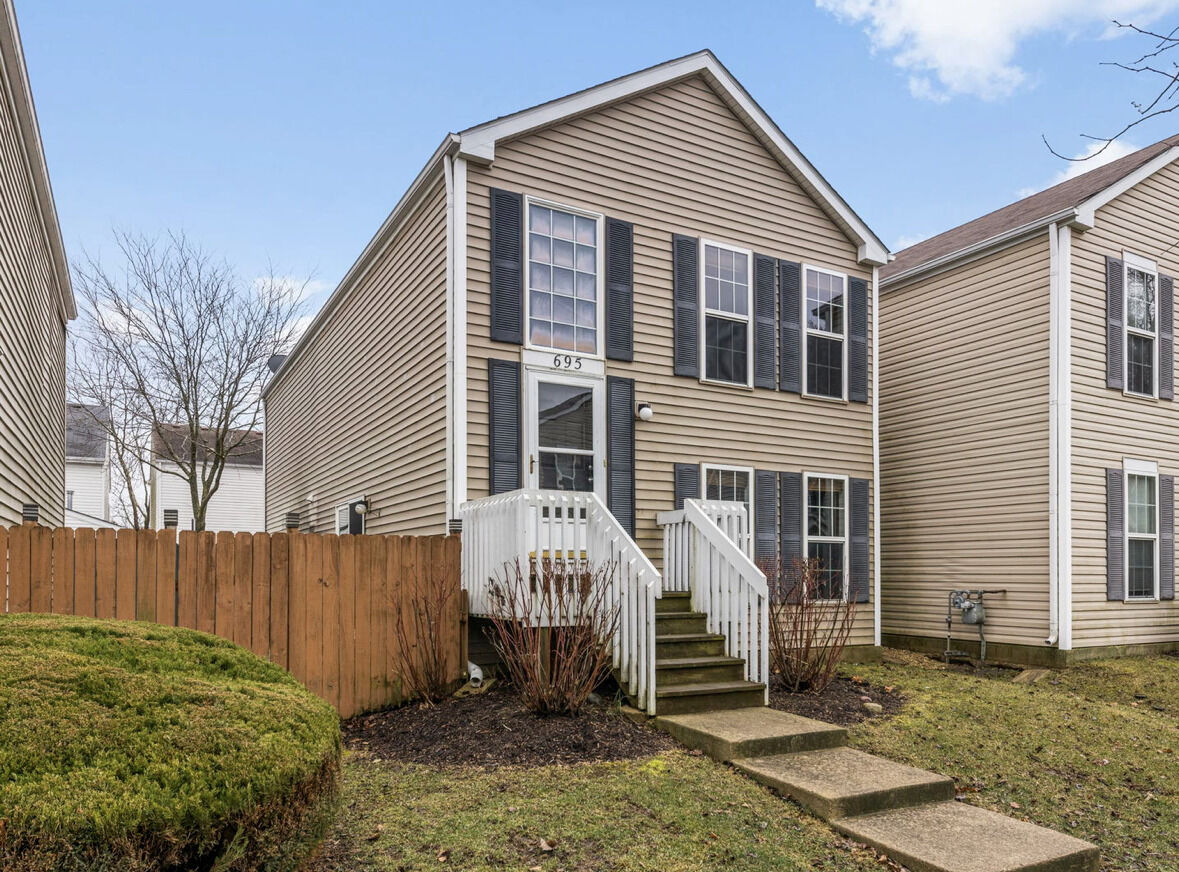 Property Photo:  695 Serendipity Drive  IL 60504 