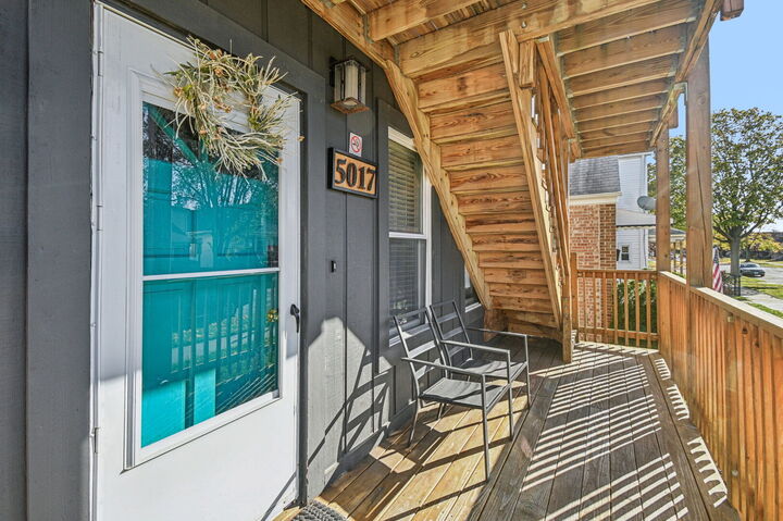 Property Photo:  5017 N Meade Avenue 1  IL 60630 