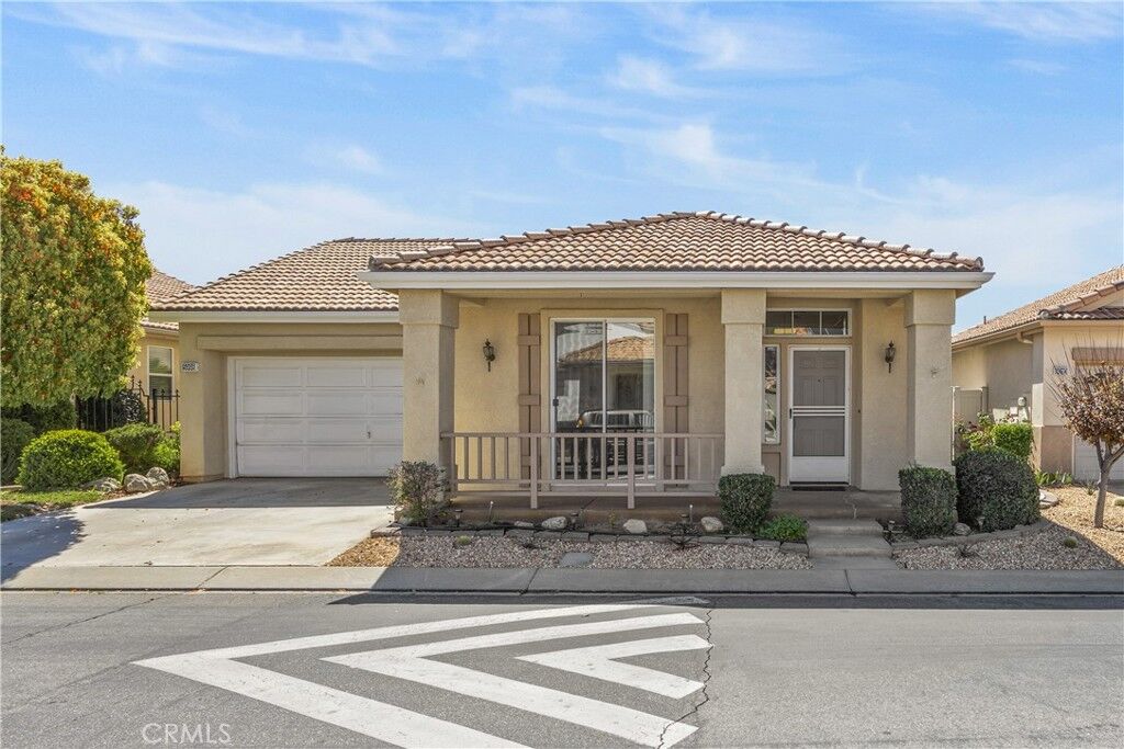 Property Photo:  5998 Turnberry  CA 92220 