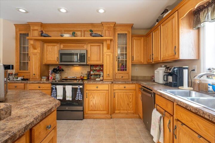 Property Photo:  407 Waldoboro Road  ME 04547 