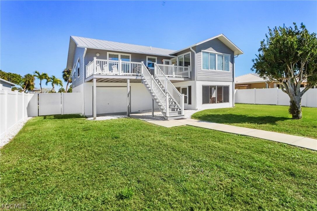 Property Photo:  16137 Bowline Street  FL 33922 