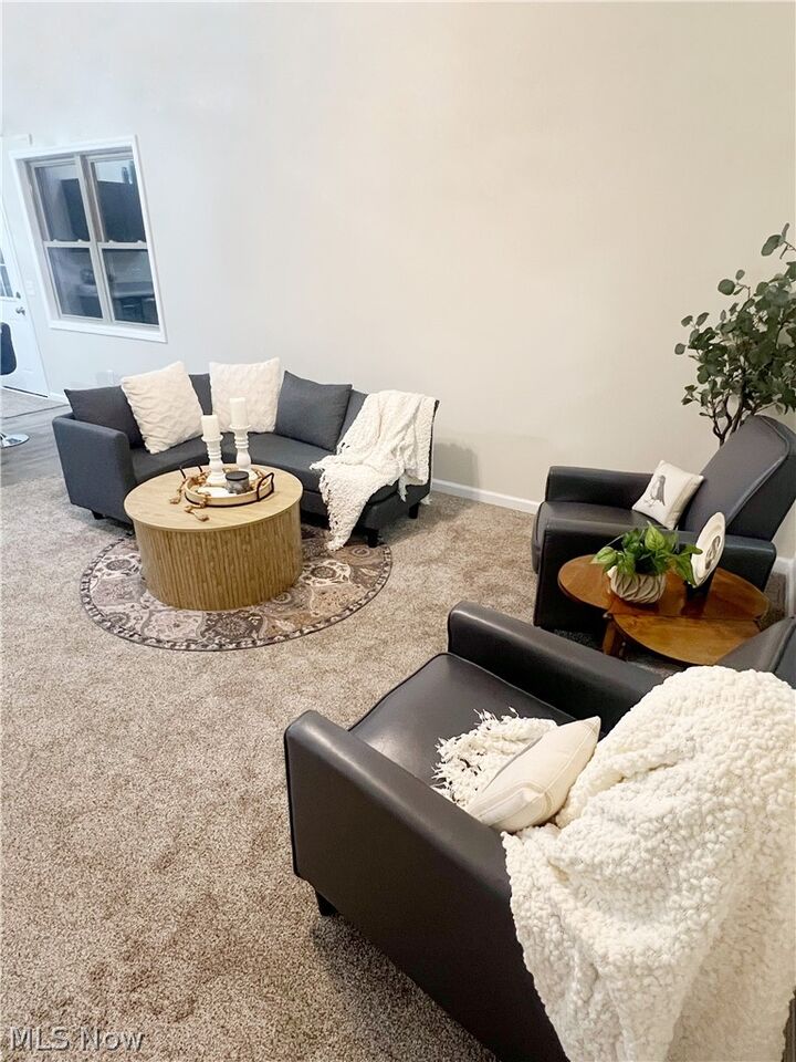 Property Photo:  1444 Buckeye Circle  OH 44460 