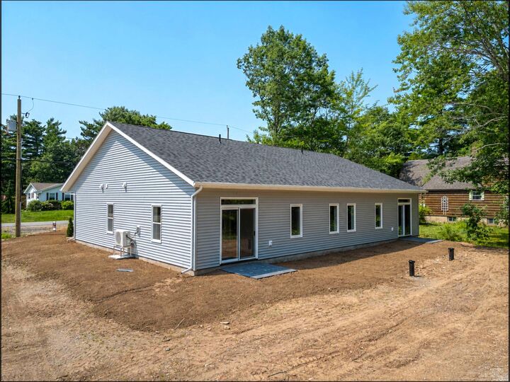 Property Photo: 1437 Princess Crescent NS B4R 1B2