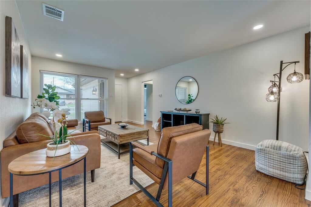 Property Photo:  10415 Allegheny Drive  TX 75229 
