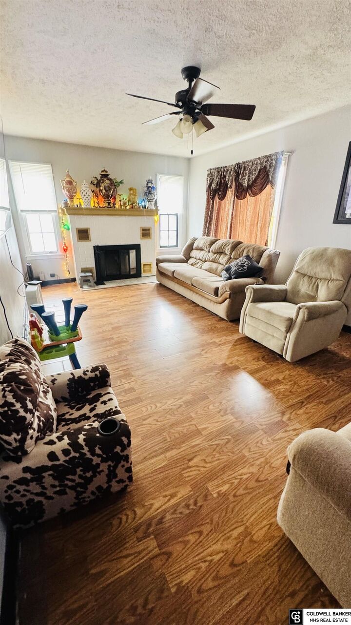 Property Photo:  1015 N 13th Street  NE 68310 