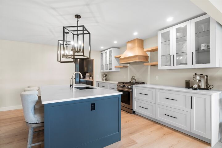 Property Photo: 2270 Lions Ridge Road BC V0E 1M6