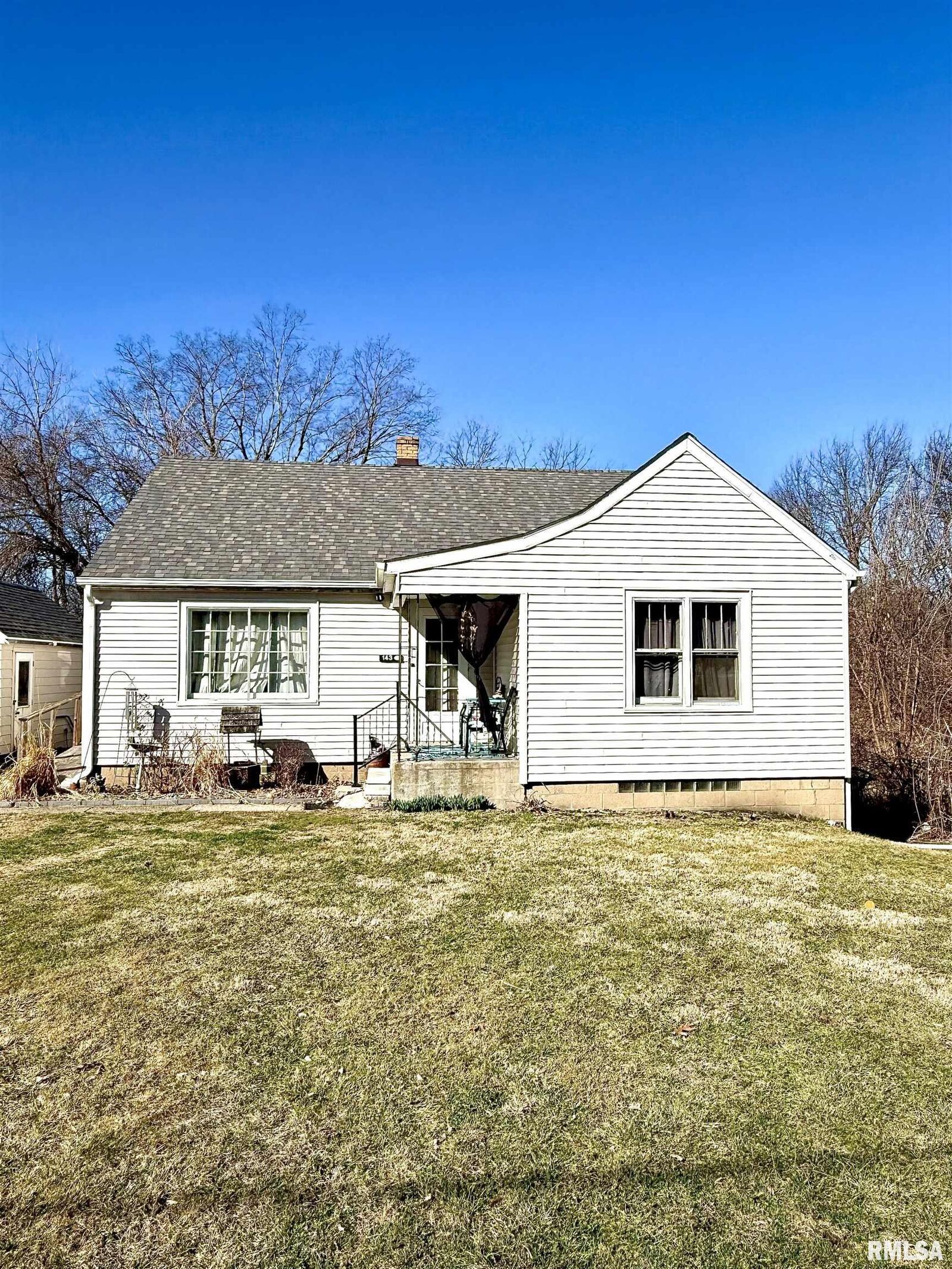 Property Photo: 143 Cherry Lane IL 61571