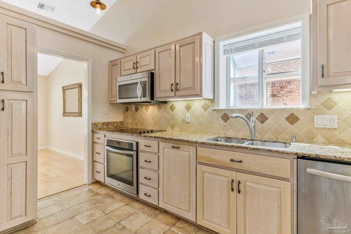 Property Photo:  4109 Wynford Cir  FL 32504 