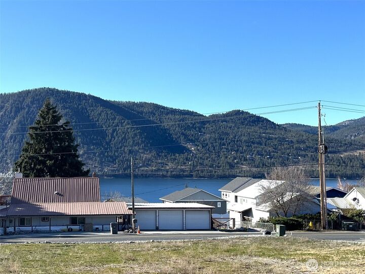 Property Photo:  15  Indigo Lane  WA 98831 
